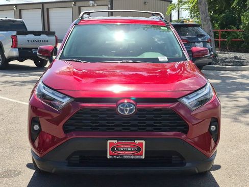 Used 2023 Toyota RAV4 XLE Premium AWD/4WD image 8
