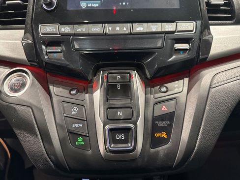 Used 2024 Honda Odyssey Sport image 15