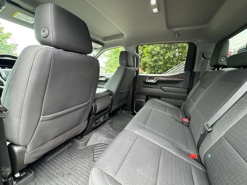 Used 2023 Chevrolet Silverado 1500 LT AWD/4WD image 20