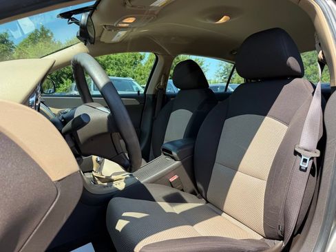 Used 2010 Chevrolet Malibu LS FWD image 7