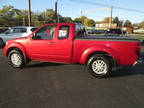 Used 2014 Nissan Frontier SV w/ SV Value Truck Package image 3