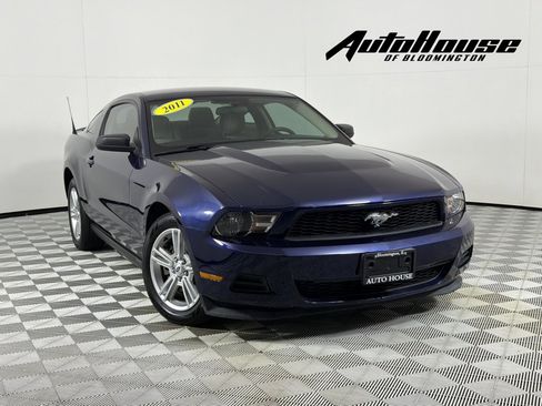 Used 2011 Ford Mustang Coupe w/ 101A Rapid Spec Order Code RWD image 1