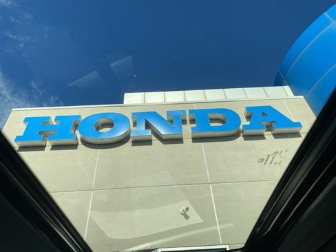 Certified 2025 Honda Passport Black Edition image 19