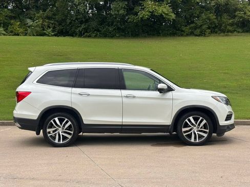 Used 2017 Honda Pilot Touring image 8