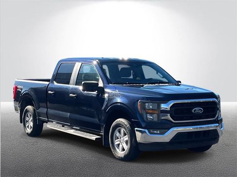 Used 2023 Ford F150 XLT w/ Trailer Tow Package image 5