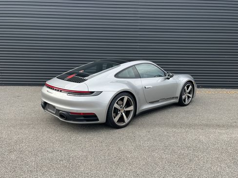 Certified 2024 Porsche 911 Carrera T image 9