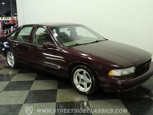 Used 1996 Chevrolet Impala SS RWD image 14