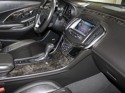 Used 2015 Buick LaCrosse Premium w/ Driver Confidence Package #1 FWD image 31