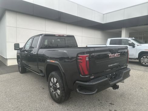 New 2026 GMC Sierra 2500 Denali w/ Denali Reserve Package image 3