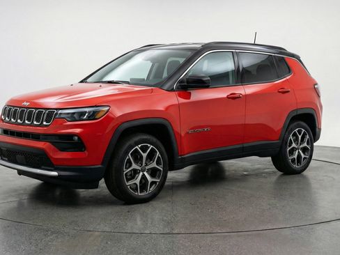 Used 2025 Jeep Compass Limited image 3