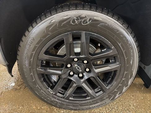 Used 2023 Chevrolet Silverado 1500 RST w/ Rally Edition AWD/4WD image 8