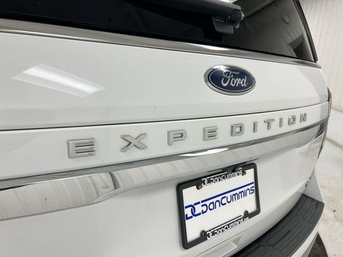 Used 2022 Ford Expedition Max Limited AWD/4WD image 28