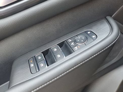 New 2026 Nissan Armada SL w/ Captain's Chari Seat Package AWD/4WD image 25