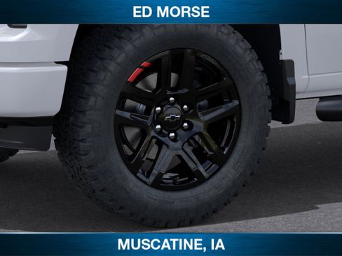 New 2026 Chevrolet Silverado 1500 RST w/ Redline Edition AWD/4WD image 9