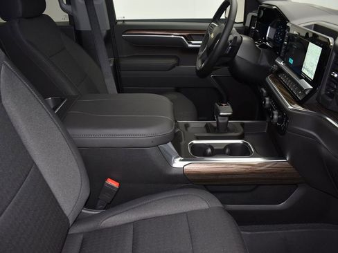 New 2026 Chevrolet Silverado 1500 LT image 23