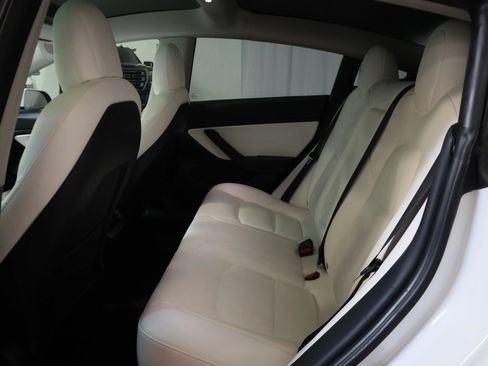 Used 2021 Tesla Model 3 Long Range AWD/4WD image 19
