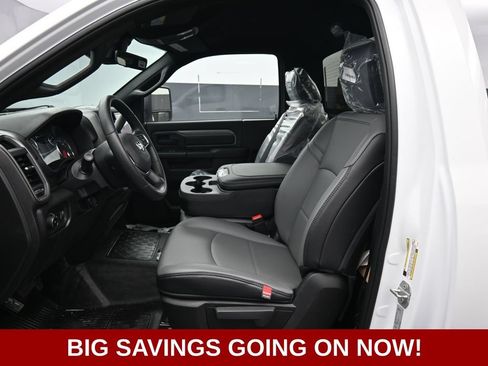 New 2026 RAM 3500 Tradesman w/ Chrome Appearance Group AWD/4WD image 30