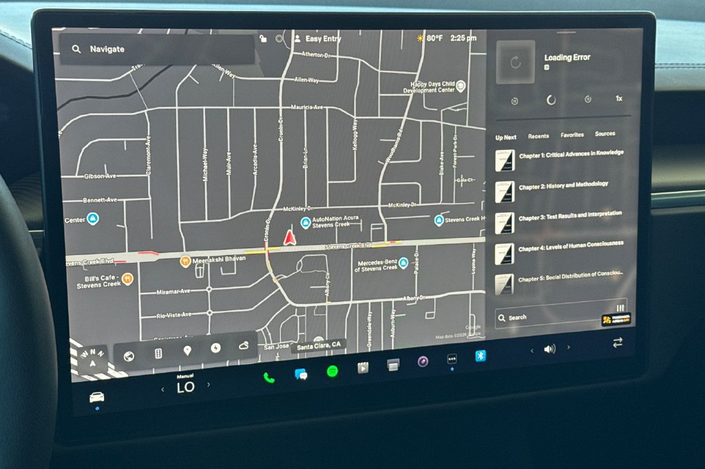 Used 2025 Tesla Model S Plaid AWD/4WD image 17