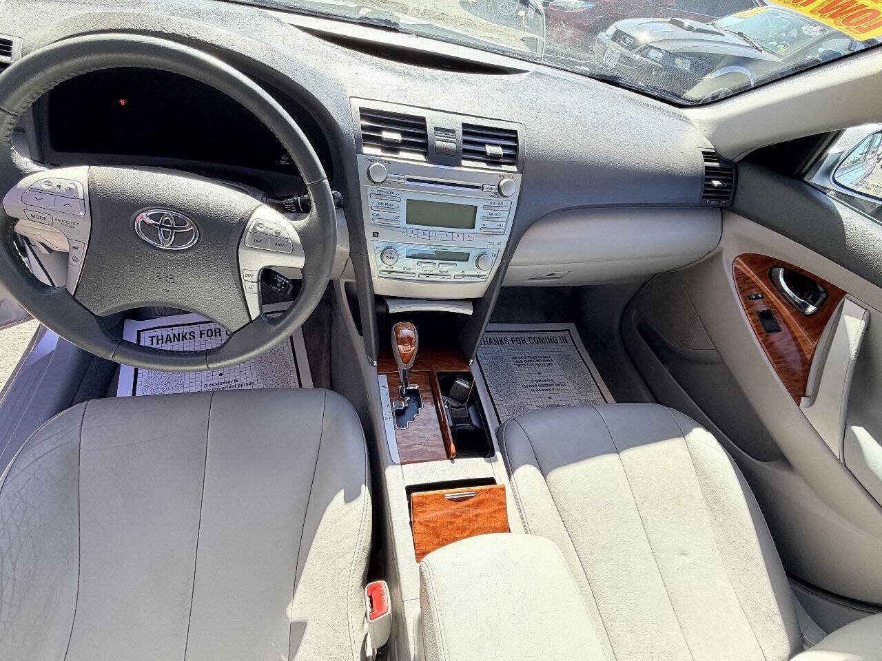Used 2008 Toyota Camry XLE FWD image 21