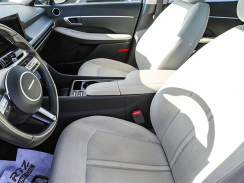 Used 2024 Hyundai Sonata SEL w/ Convenience Package image 16