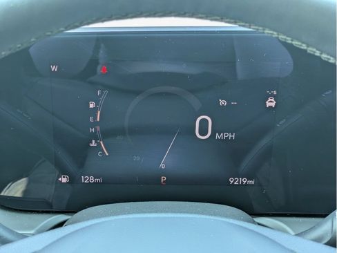 Used 2024 Buick Encore GX Sport Touring w/ Comfort Package FWD image 15