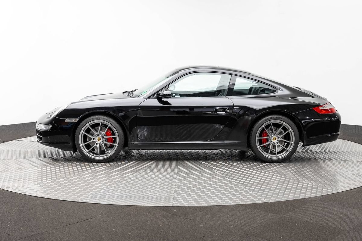 Used 2005 Porsche 911 Carrera RWD image 8