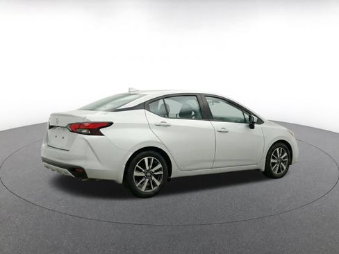 Used 2025 Nissan Versa SV FWD image 11