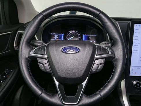 Used 2022 Ford Edge SEL w/ Convenience Package image 27