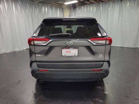 Used 2023 Toyota RAV4 LE AWD/4WD image 7