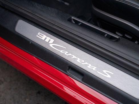 Used 2022 Porsche 911 Carrera S image 12