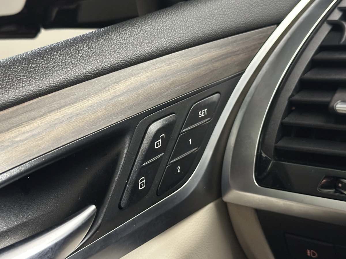 Used 2020 BMW X3 xDrive30i w/ Premium Package AWD/4WD image 45