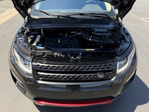 Used 2017 Land Rover Range Rover Evoque SE AWD/4WD image 19
