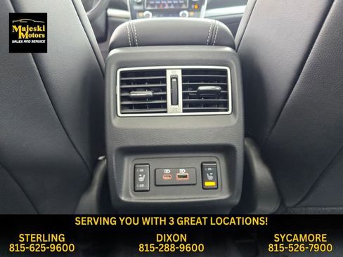 Used 2023 Nissan Maxima SL image 25
