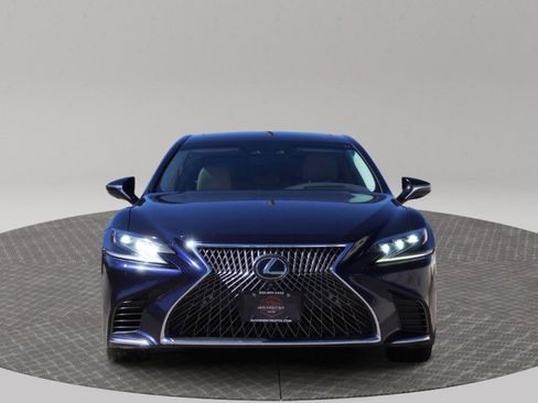 Used 2019 Lexus LS 500 image 4