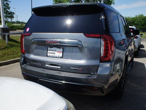 Used 2022 GMC Yukon AT4 image 4