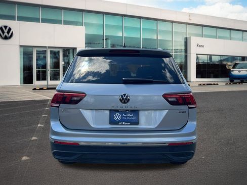 Certified 2024 Volkswagen Tiguan SE w/ Panoramic Sunroof Package AWD/4WD image 6