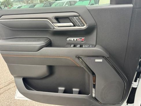 Used 2022 GMC Sierra 1500 AT4 w/ AT4 Premium Package AWD/4WD image 20