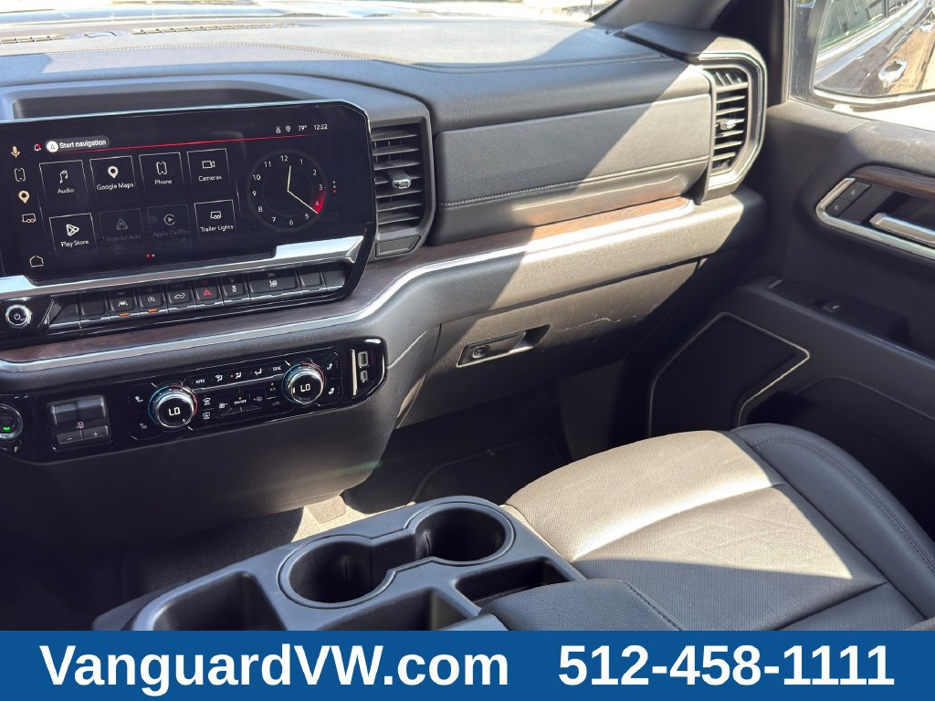 Used 2025 GMC Sierra 1500 SLT AWD/4WD image 25