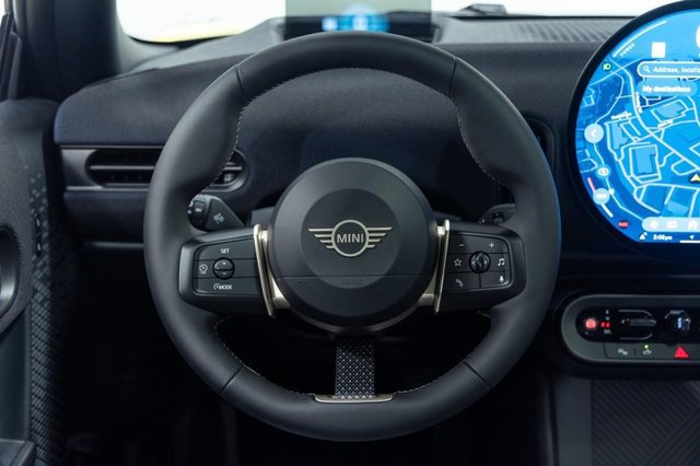 New 2027 MINI Cooper 2-Door Hardtop FWD image 13