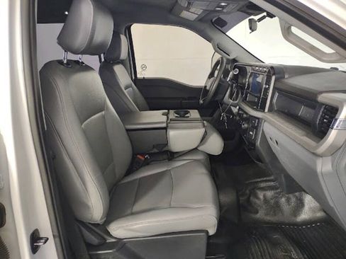 Used 2024 Ford F250 XL w/ Snow Plow Prep Package AWD/4WD image 16