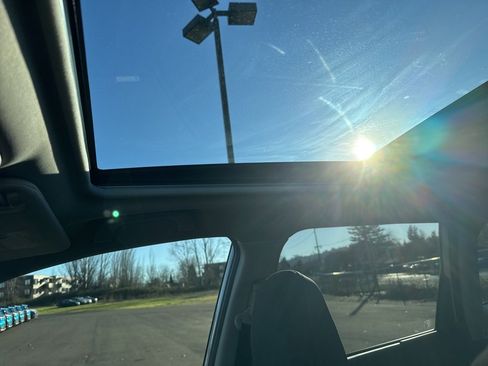 Certified 2024 Subaru Forester Premium image 44