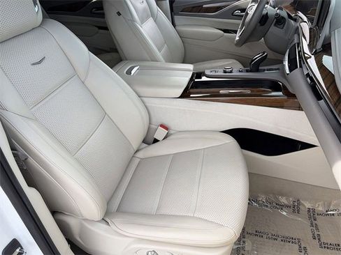 Used 2023 Cadillac Escalade Premium Luxury Platinum w/ LPO, Radiant Package image 11