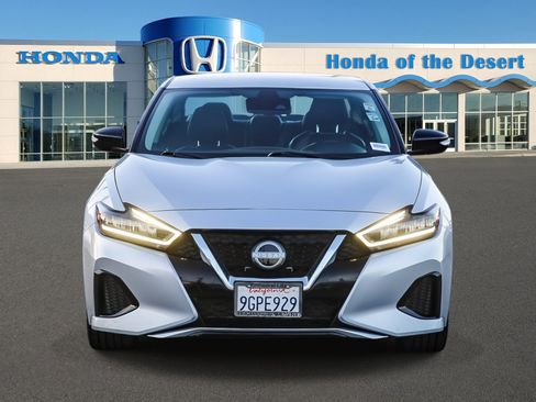 Used 2023 Nissan Maxima SV w/ Floor Mat Group image 2