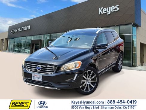 Used 2016 Volvo XC60 T5 Premier w/ Proximity Package FWD image 1