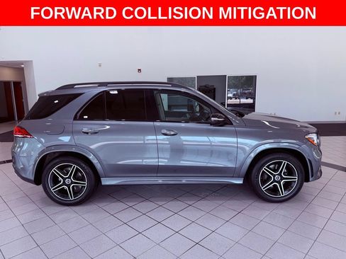 Used 2020 Mercedes-Benz GLE 350 4MATIC image 4