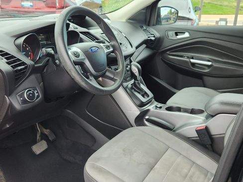 Used 2016 Ford Escape SE w/ SE Cold Weather Package AWD/4WD image 7