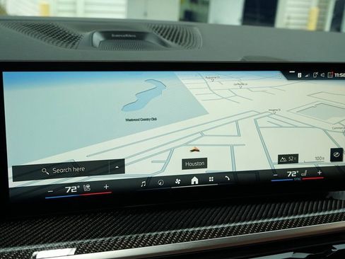 Used 2024 BMW X7 M60i image 10