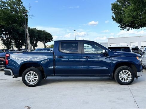 Used 2023 Chevrolet Silverado 1500 LT AWD/4WD image 3