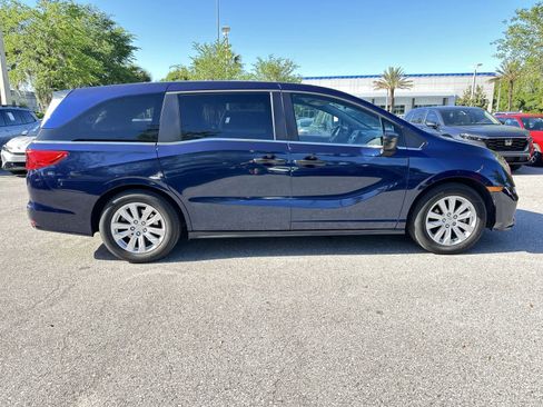 Used 2018 Honda Odyssey LX image 7