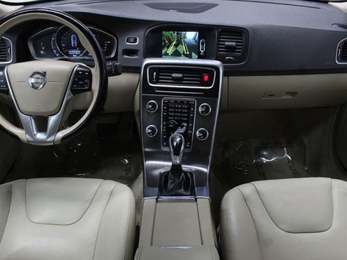 Used 2015 Volvo S60 T5 Platinum w/ Climate Package AWD/4WD image 9